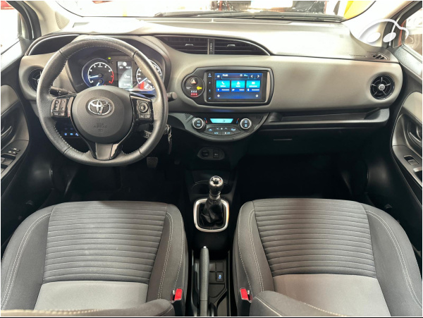 Toyota Yaris 1.5 FEEL EDITION  9