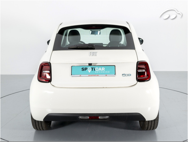 Fiat 500 e ICON 320KM 87KW 118CV 7