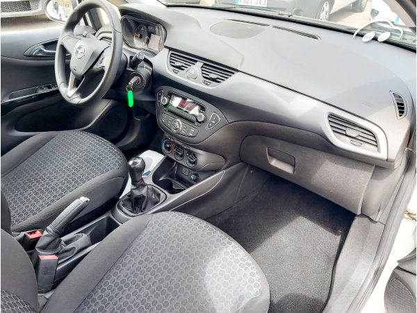 Opel Corsa TURISMO DIESEL 9