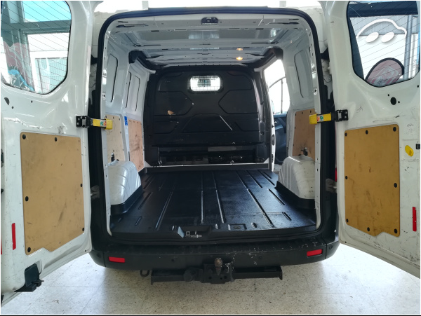 Ford Transit Custom Van AMBIENTE 7