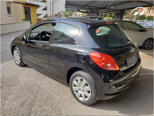 Peugeot 207 1.4 Coupe 4