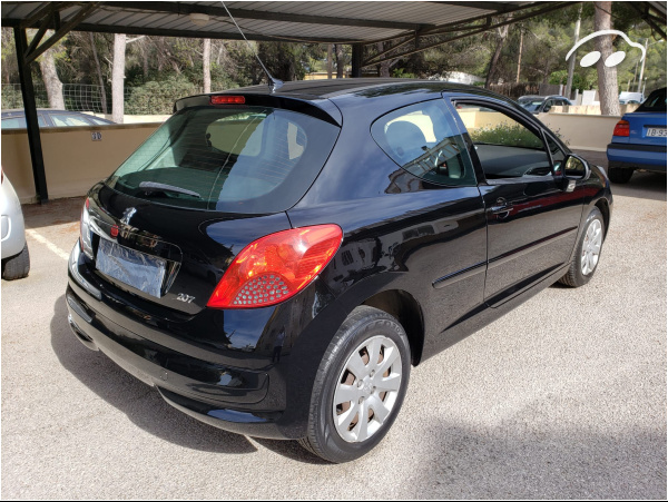 Peugeot 207 1.4 Coupe 6