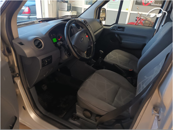 Ford Transit Connect  4