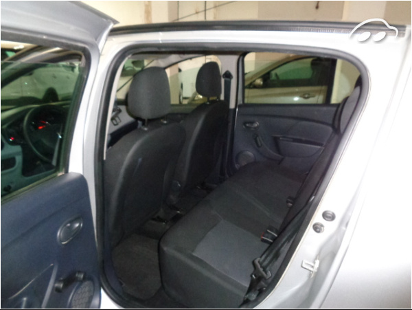 Dacia Sandero 1.2 EFICACIA 5