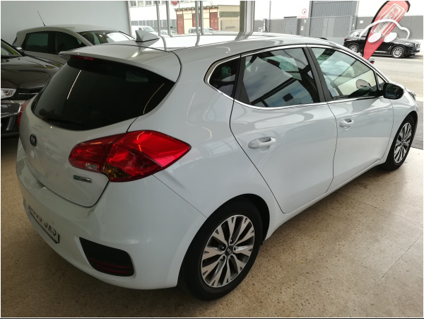 Kia Ceed TECH 5