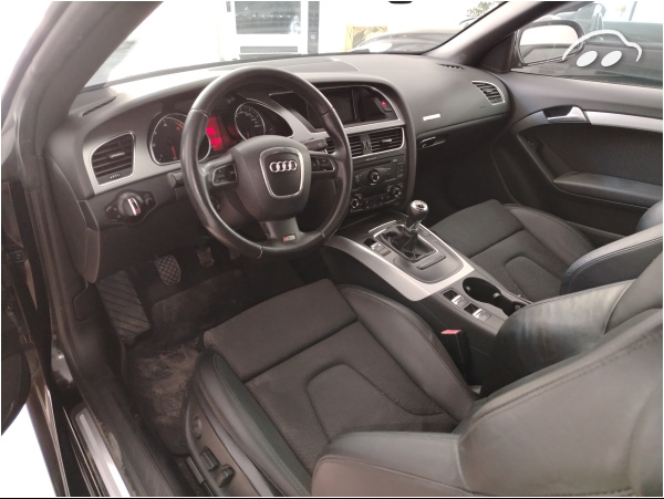 Audi A5 2.0 tdi sline 8