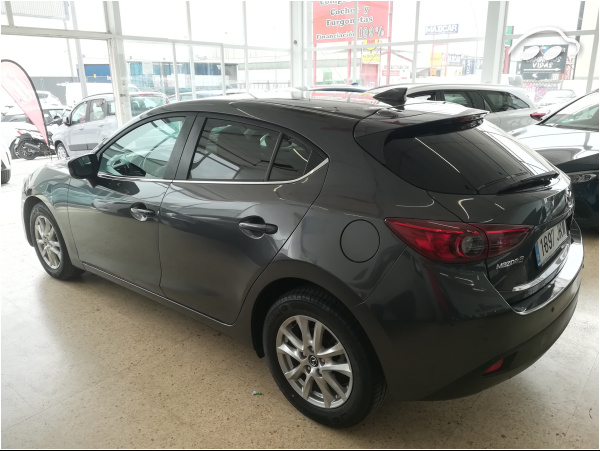 Mazda 3 STYLE 3