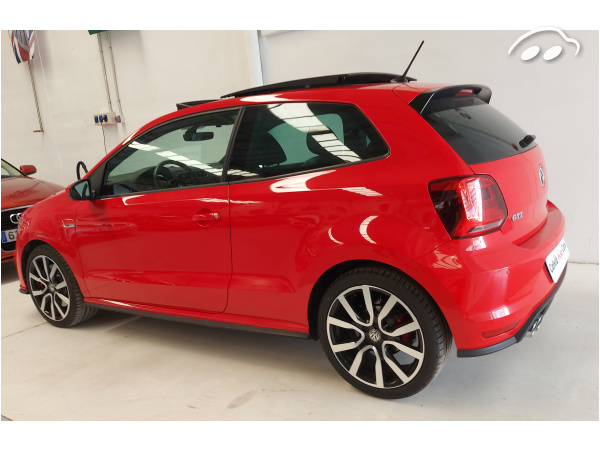 Volkswagen Polo 1.8 GTI DSG 5