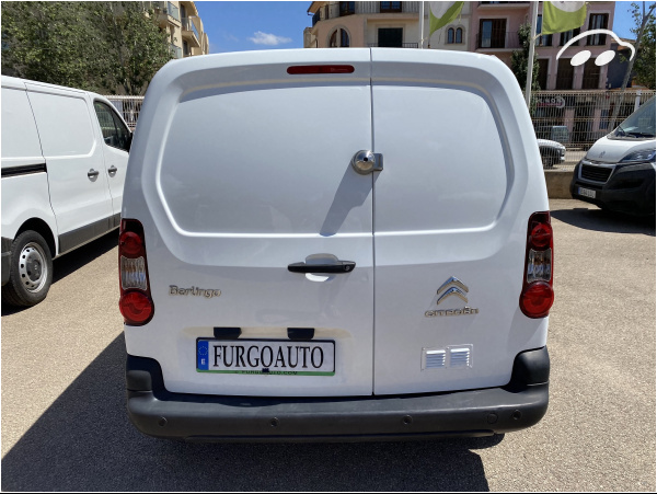 Citroen Berlingo FURGON con ESTANTERIAS 5