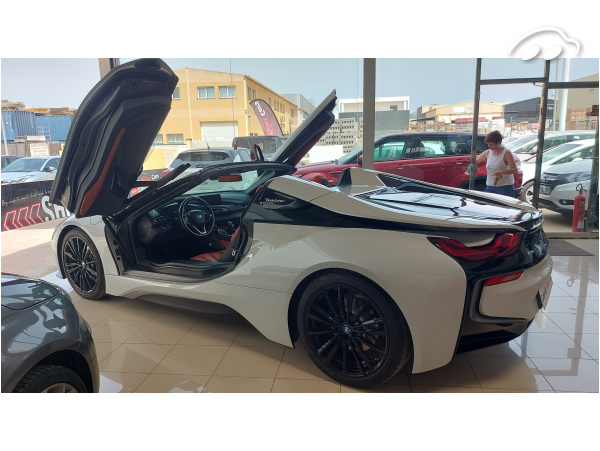 Bmw i8  2