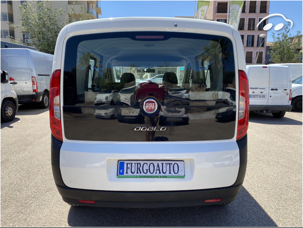 Fiat Doblo Con porton trasero 5