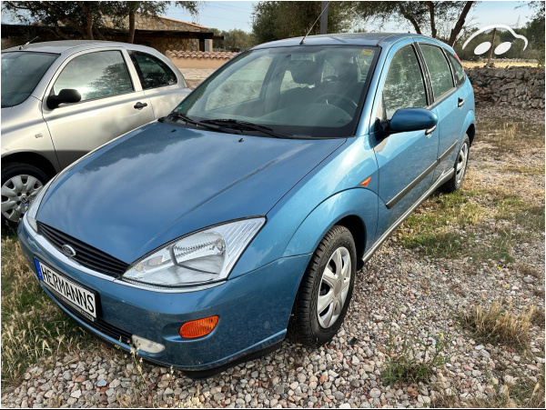 Ford Focus Ghia 1