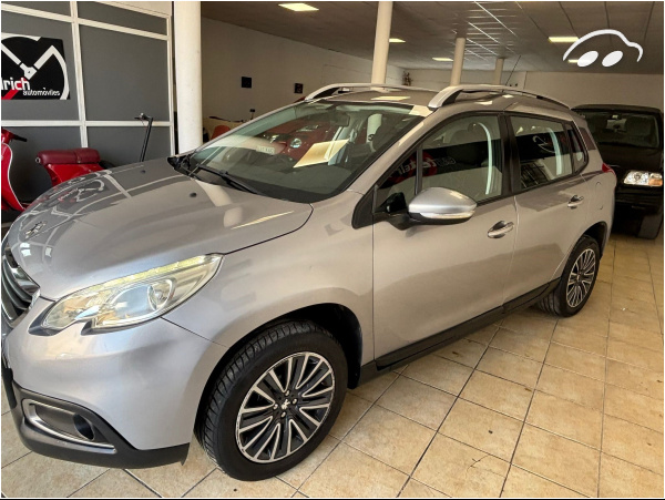 Peugeot 2008 1.2 2