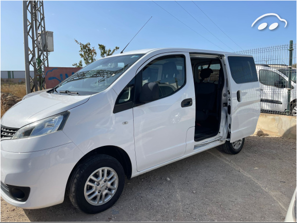 Nissan 200 NV 2