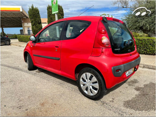 Peugeot 107 Filou  5