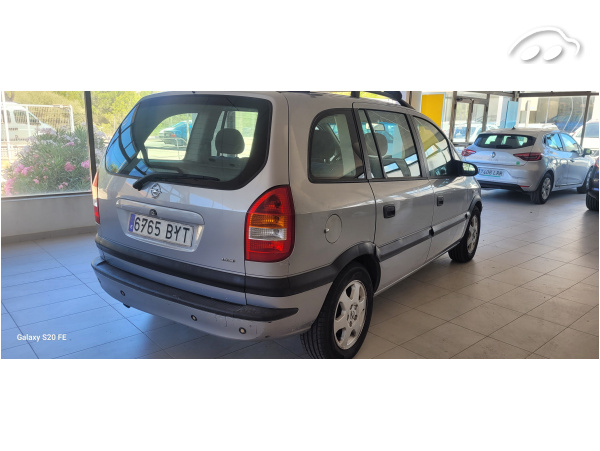 Opel Zafira 1.8 automatico 5