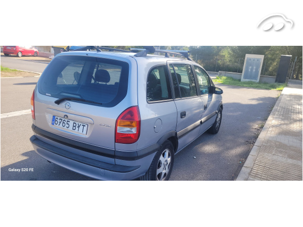 Opel Zafira 1.8 automatico 5