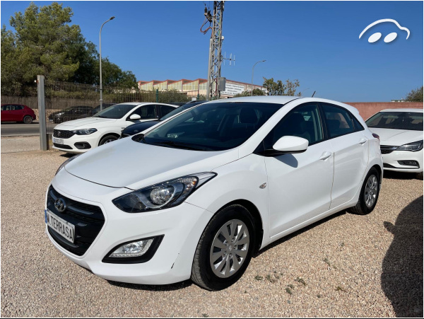 Hyundai i30  1