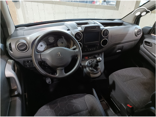 Peugeot Partner 1.2 Gasolina 6