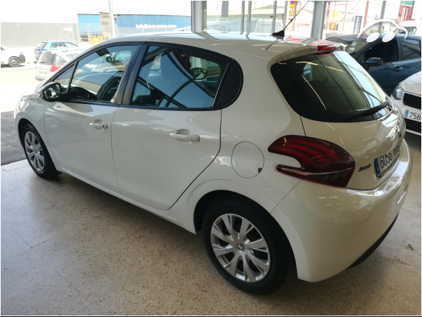 Peugeot 208 ACTIVE 2