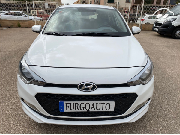 Hyundai i20 GASOLINA  5P 2