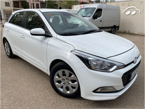 Hyundai i20 GASOLINA  5P 1