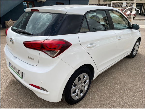 Hyundai i20 GASOLINA  5P 6