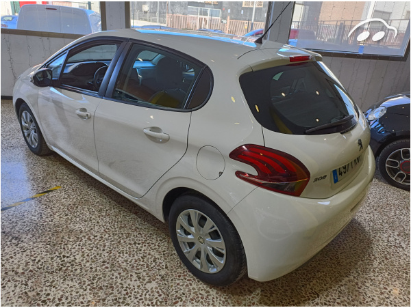 Peugeot 208 Diesel HDI 6