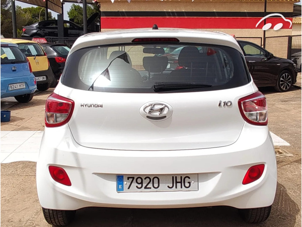 Hyundai i10 1.0 10