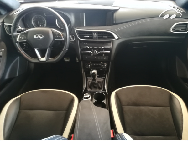 Infiniti Q30 1.5 5