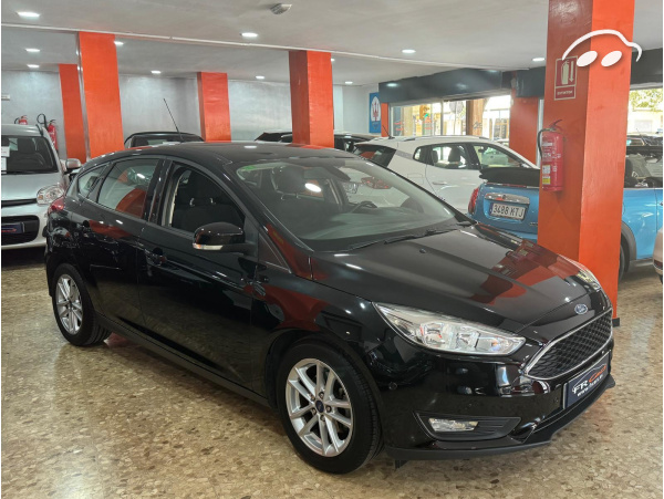 Ford Focus 1.0 ECOBOOST TITANIUM 1