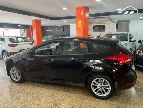 Ford Focus 1.0 ECOBOOST TITANIUM 4