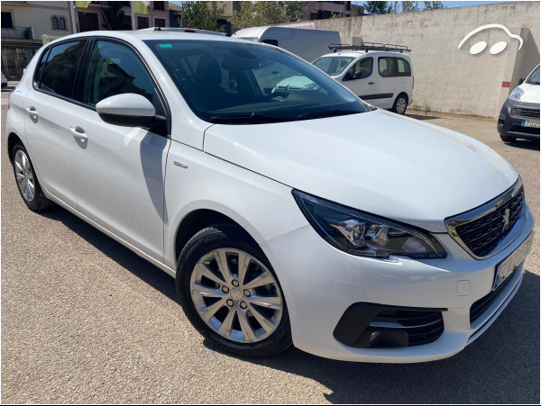 Peugeot 308 130CV  5 PUERTAS 1