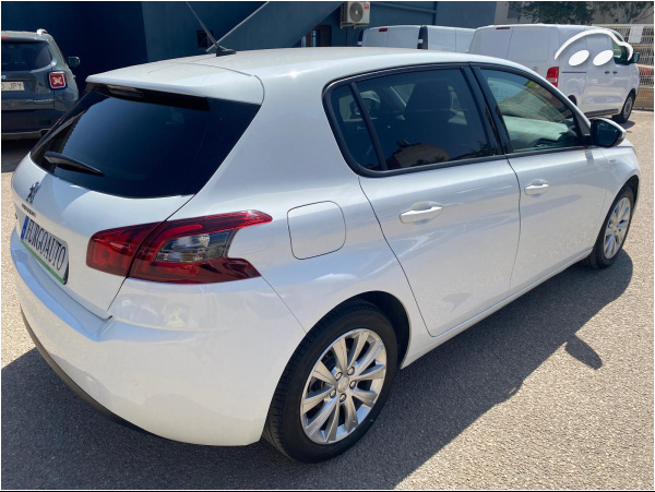 Peugeot 308 130CV  5 PUERTAS 6