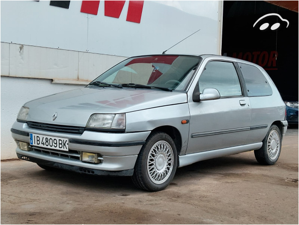 Renault Clio 1.7 BACCARRA 1