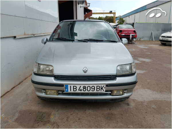 Renault Clio 1.7 BACCARRA 2