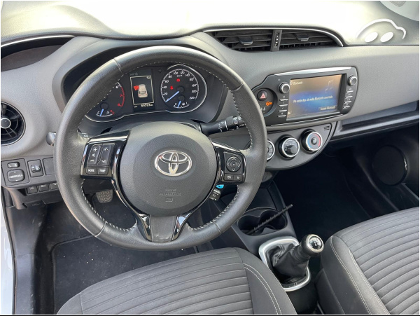 Toyota Yaris 1.0 ACTIVE 7