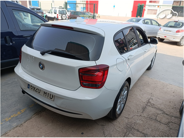 Bmw 116d Sport 6