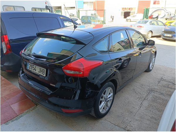 Ford Focus Trend + 4