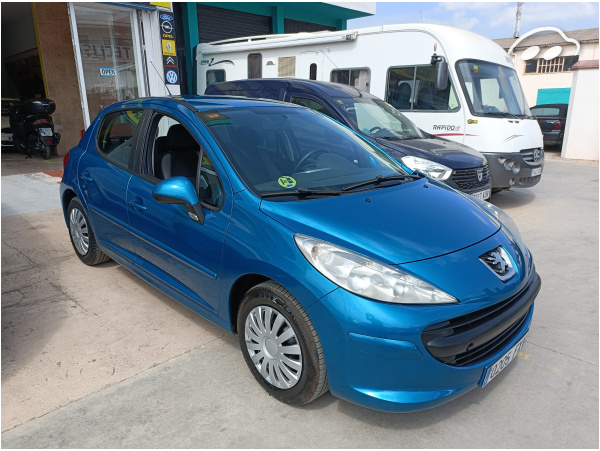 Peugeot 207 1.4 HDI 3