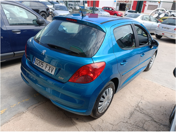 Peugeot 207 1.4 HDI 4