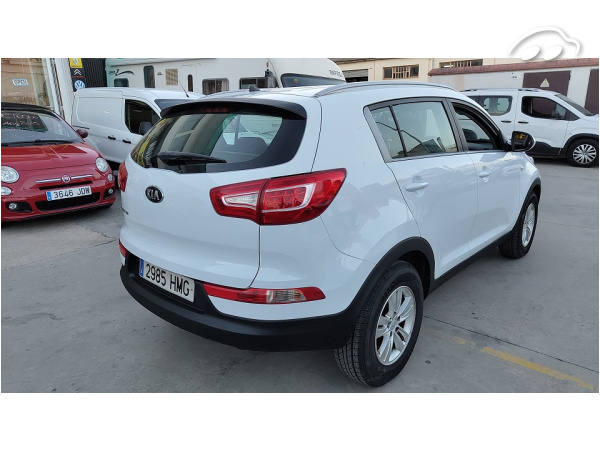 Kia Sportage 1.6 GDI 4