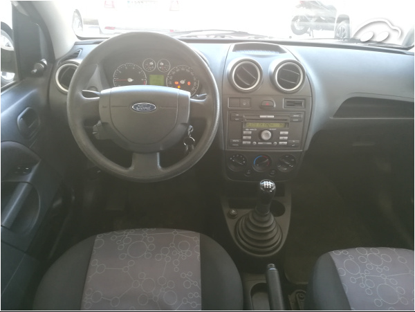 Ford Fiesta 1.3 6