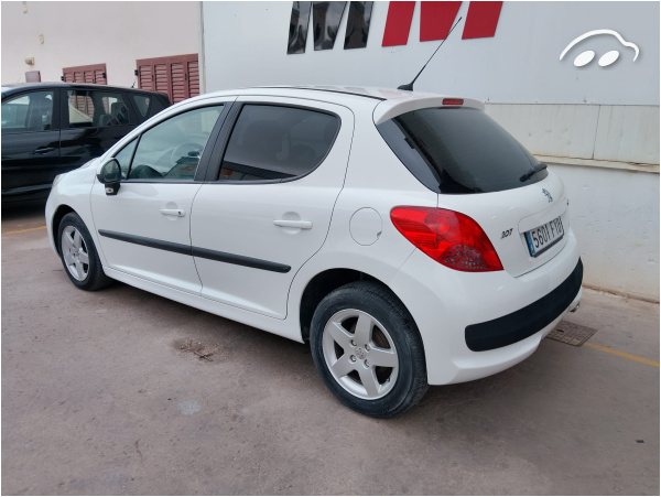 Peugeot 207 1.4 3