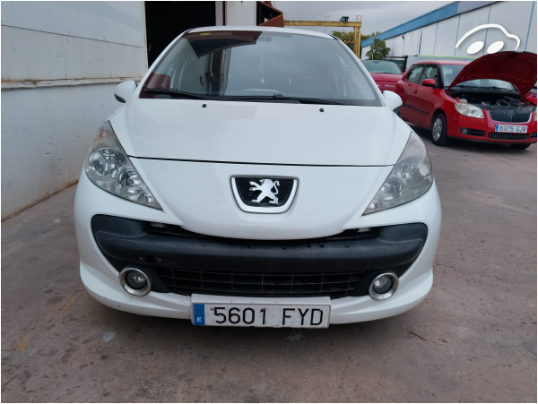 Peugeot 207 1.4 6