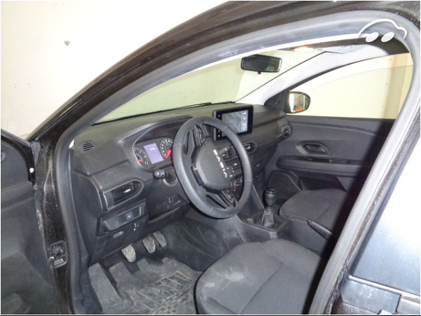 Dacia Sandero 1.0  4