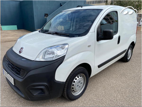 Fiat Fiorino CON ESTANTERÍAS 3