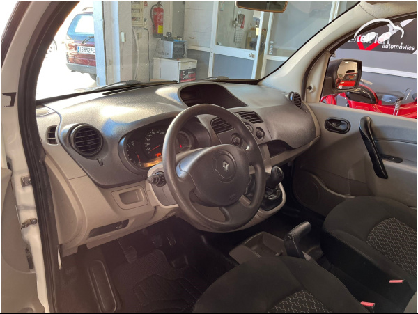 Renault Kangoo 1.5 DCI105 10