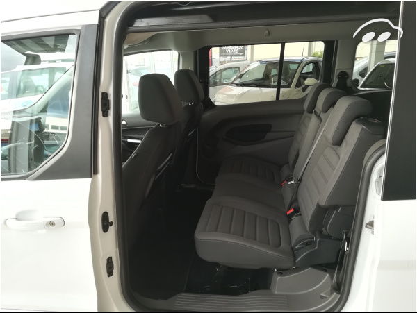 Ford Tourneo Connect TITANIUM 6