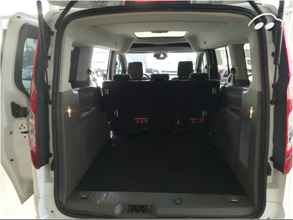 Ford Tourneo Connect TITANIUM 8